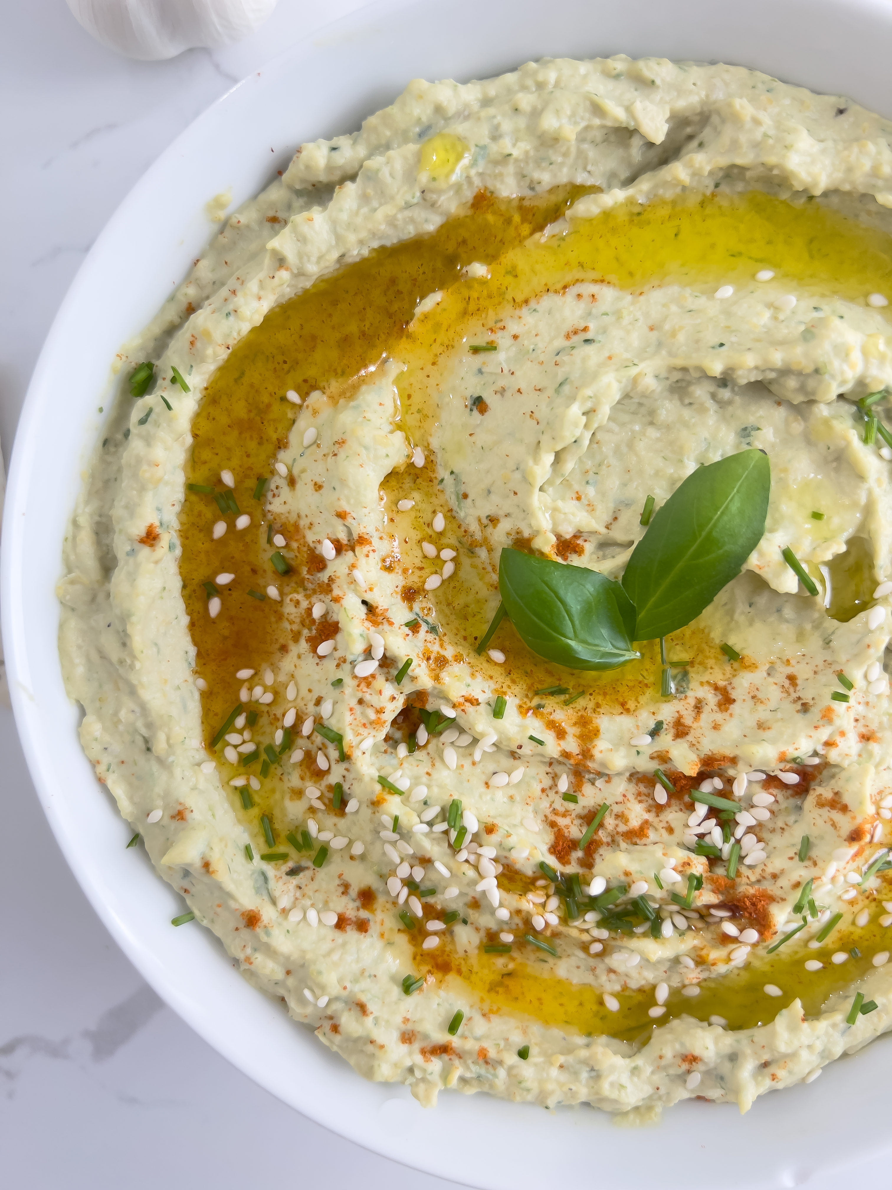 Fresh Spinach and Basil Hummus